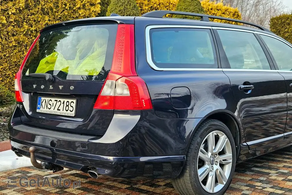 VOLVO V70 D5 Summum