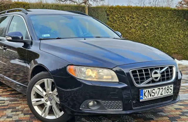 VOLVO V70 D5 Summum