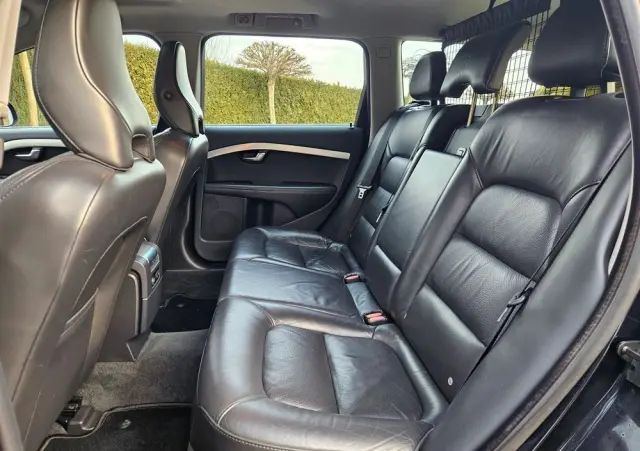 VOLVO V70 D5 Summum