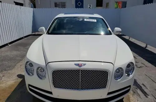 BENTLEY Flying Spur 