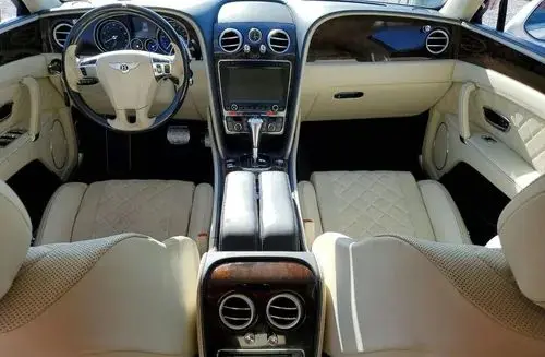 BENTLEY Flying Spur 