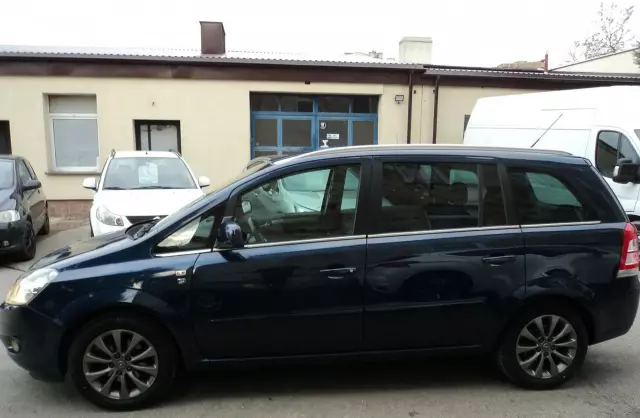 OPEL Zafira 