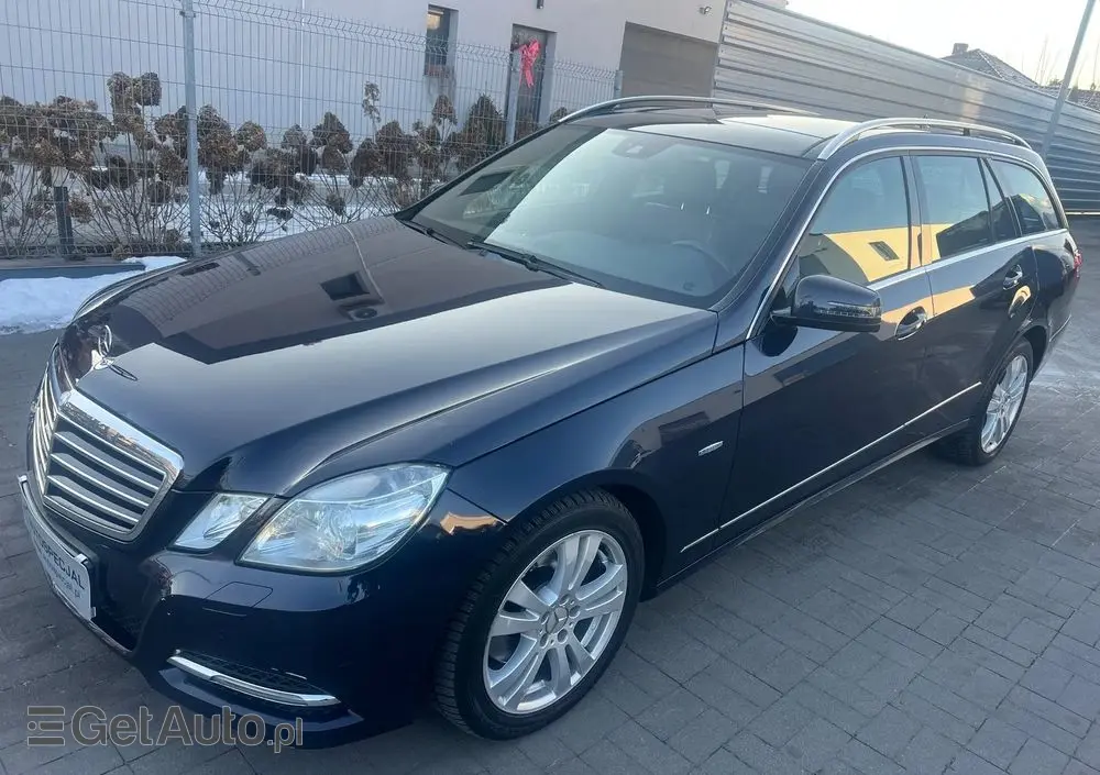 MERCEDES-BENZ Klasa E 350 CDI DPF 4Matic BlueEFFICIENCY 7G-TRONIC