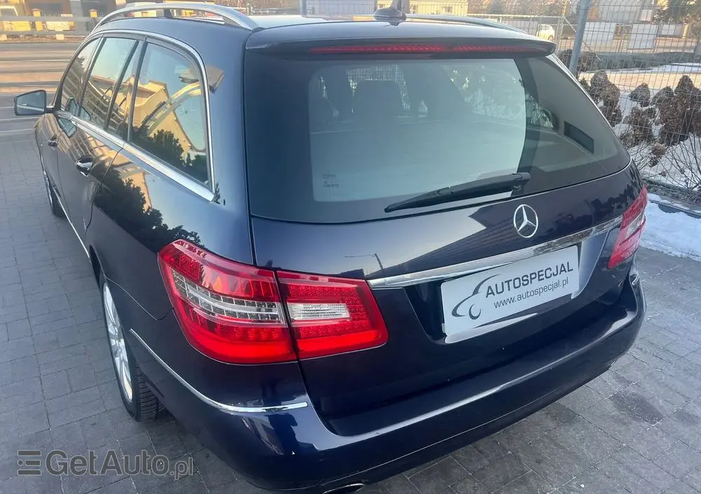 MERCEDES-BENZ Klasa E 350 CDI DPF 4Matic BlueEFFICIENCY 7G-TRONIC