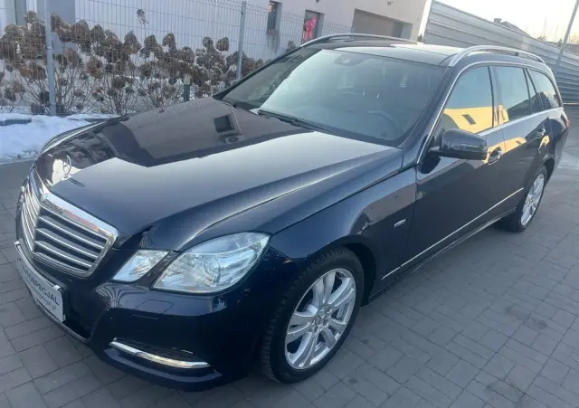 MERCEDES-BENZ Klasa E 350 CDI DPF 4Matic BlueEFFICIENCY 7G-TRONIC