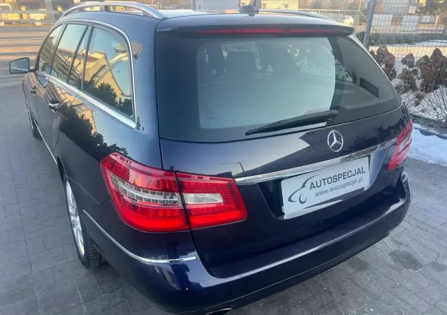MERCEDES-BENZ Klasa E 350 CDI DPF 4Matic BlueEFFICIENCY 7G-TRONIC