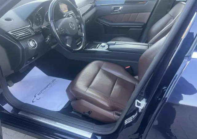 MERCEDES-BENZ Klasa E 350 CDI DPF 4Matic BlueEFFICIENCY 7G-TRONIC