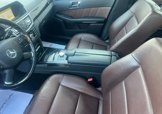 MERCEDES-BENZ Klasa E 350 CDI DPF 4Matic BlueEFFICIENCY 7G-TRONIC