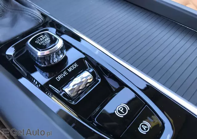 VOLVO XC 60 D5 AWD Inscription