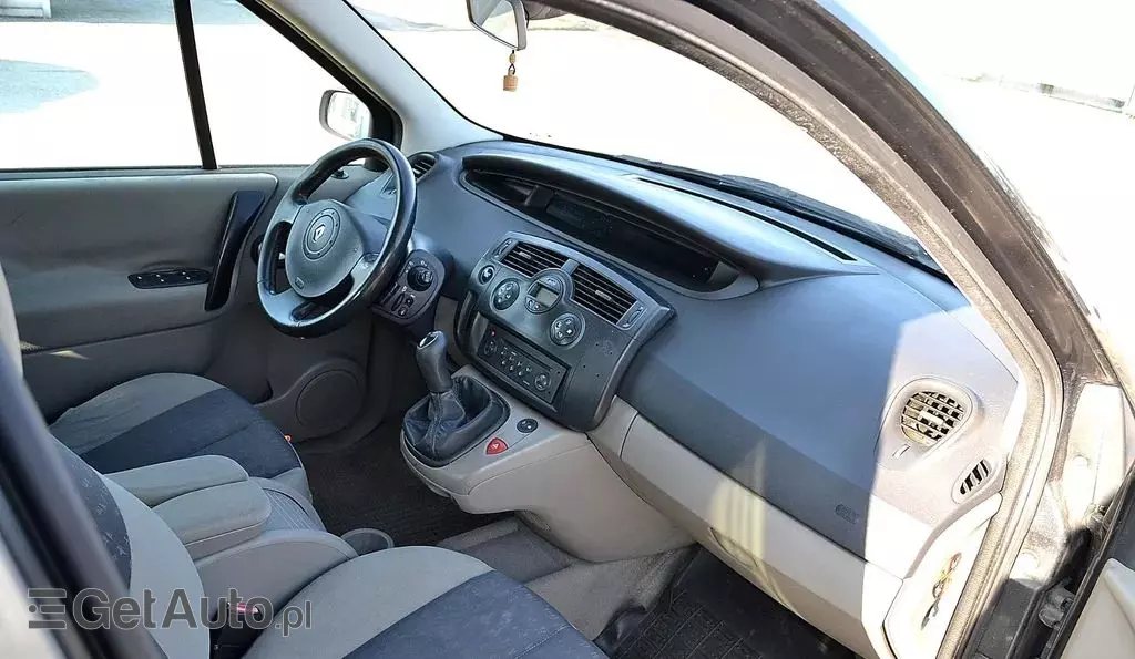 RENAULT Scenic 