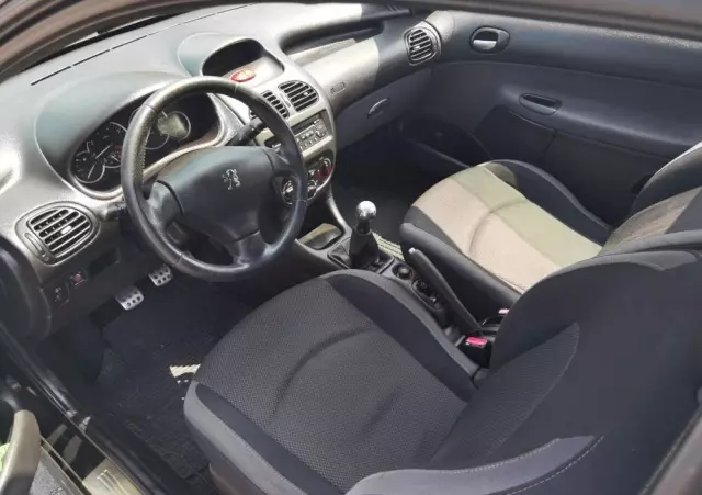 PEUGEOT 206 1.4 Happy