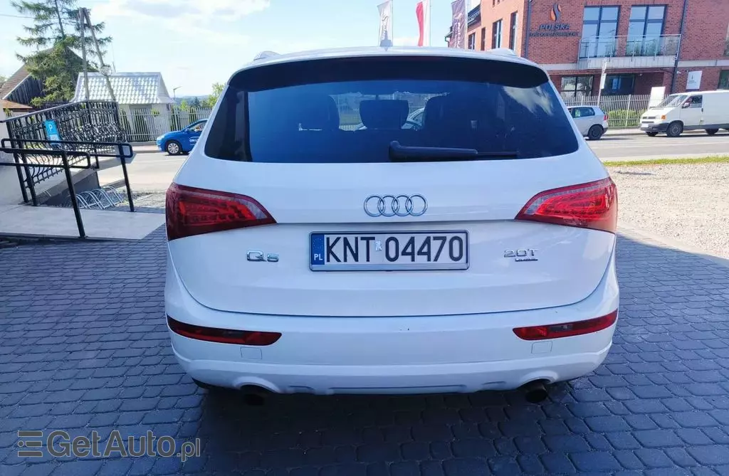 AUDI Q5 