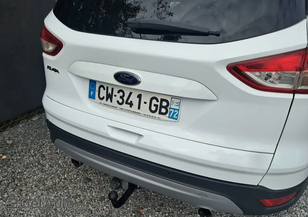 FORD Kuga 2.0 TDCi 2x4 Titanium