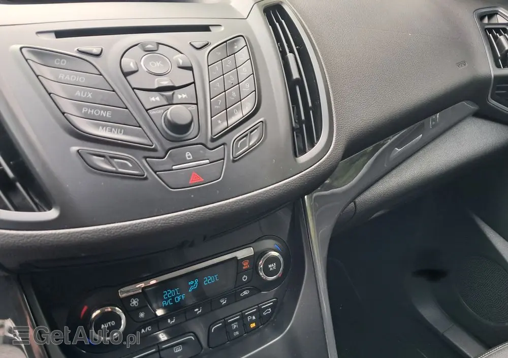 FORD Kuga 2.0 TDCi 2x4 Titanium