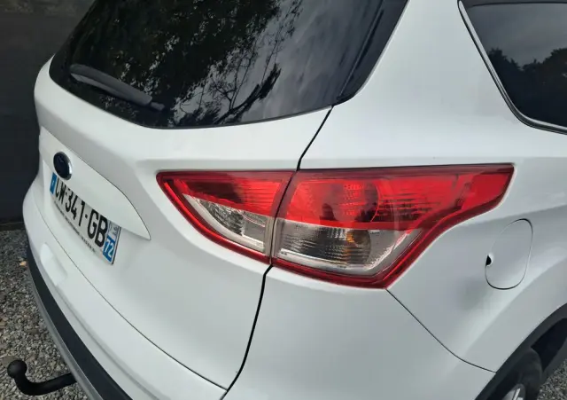 FORD Kuga 2.0 TDCi 2x4 Titanium