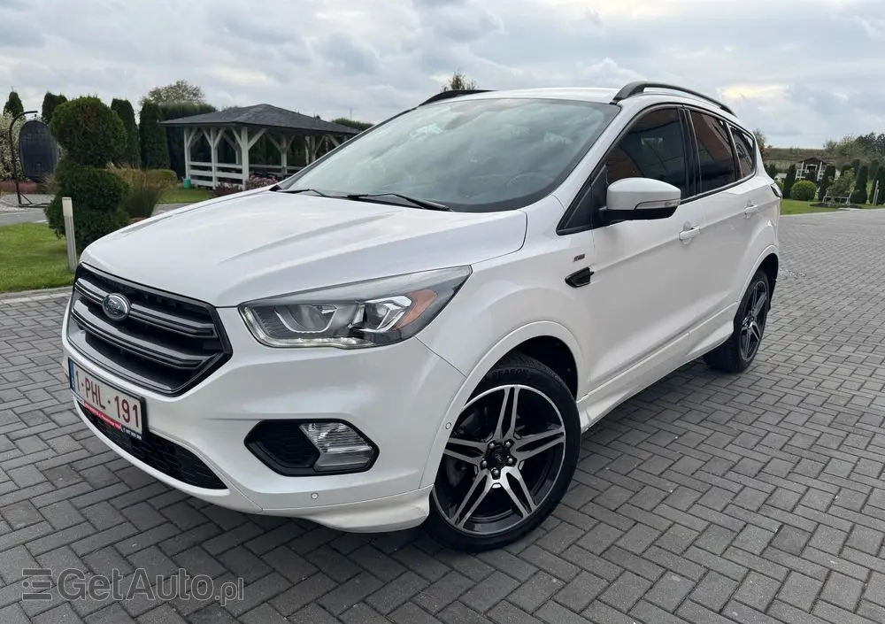 FORD Kuga 2.0 TDCi 2x4 ST-Line