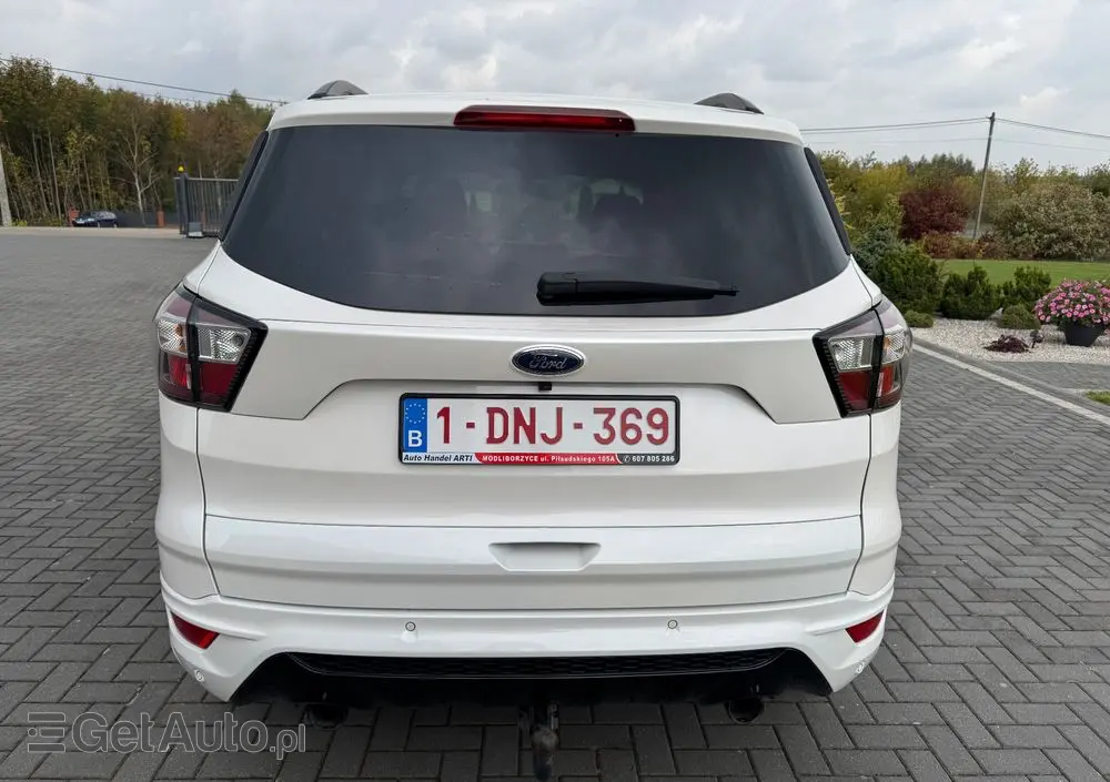 FORD Kuga 2.0 TDCi 2x4 ST-Line
