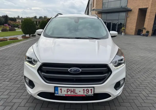 FORD Kuga 2.0 TDCi 2x4 ST-Line