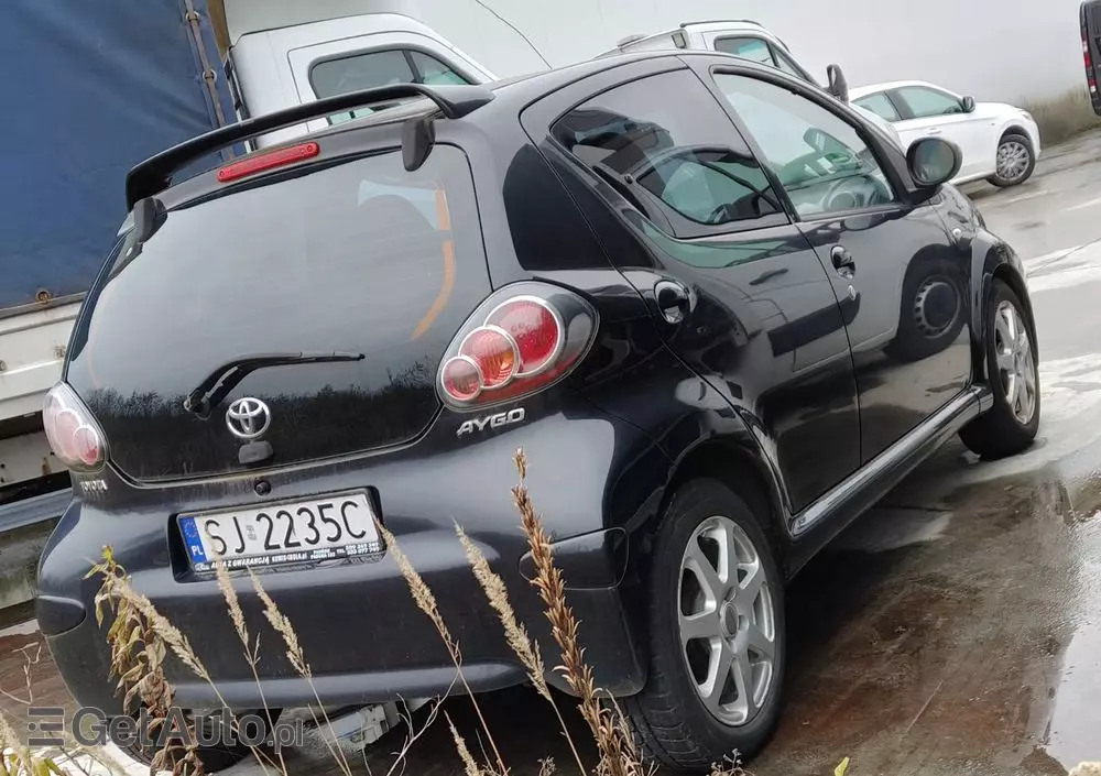 TOYOTA Aygo 