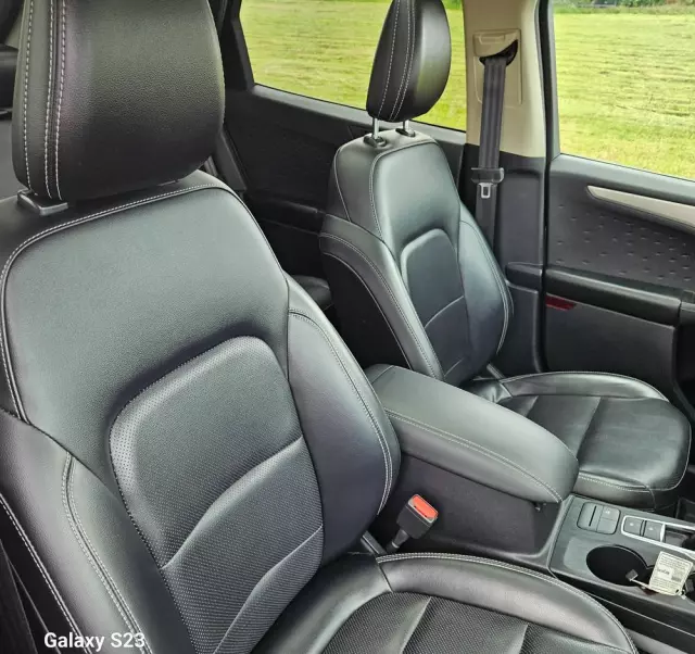 FORD Kuga 2.5 FHEV AWD Active X eCVT