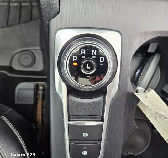 FORD Kuga 2.5 FHEV AWD Active X eCVT