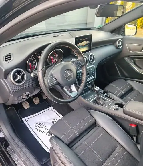 MERCEDES-BENZ Klasa A 