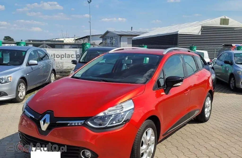 RENAULT Clio 