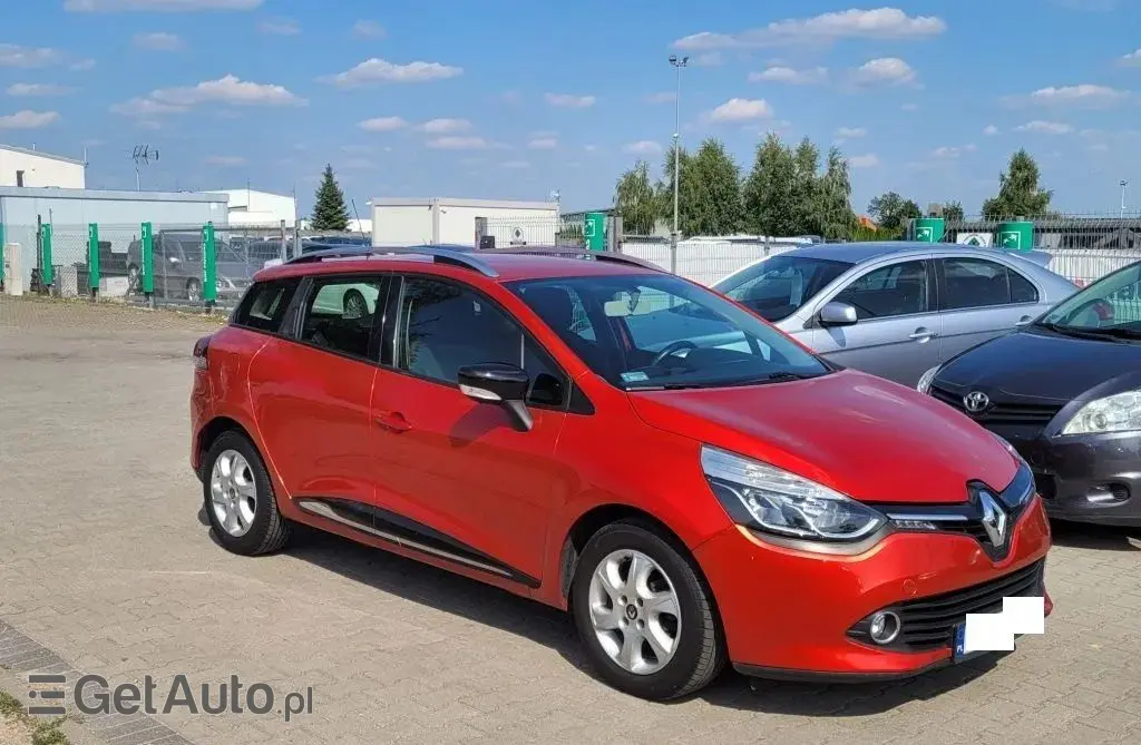 RENAULT Clio 