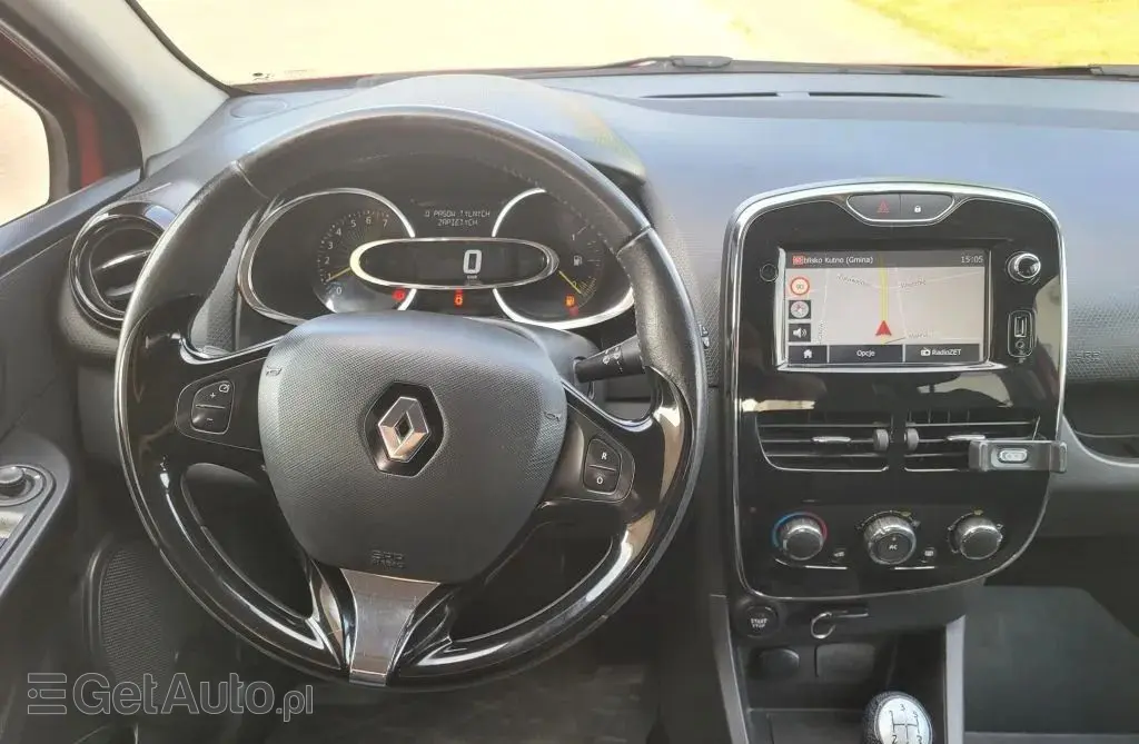 RENAULT Clio 