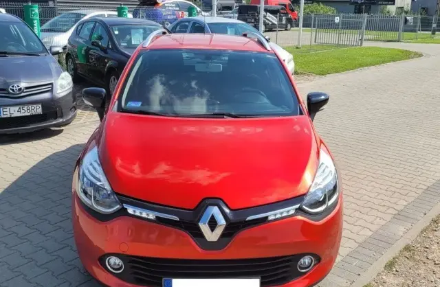 RENAULT Clio 