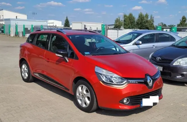 RENAULT Clio 