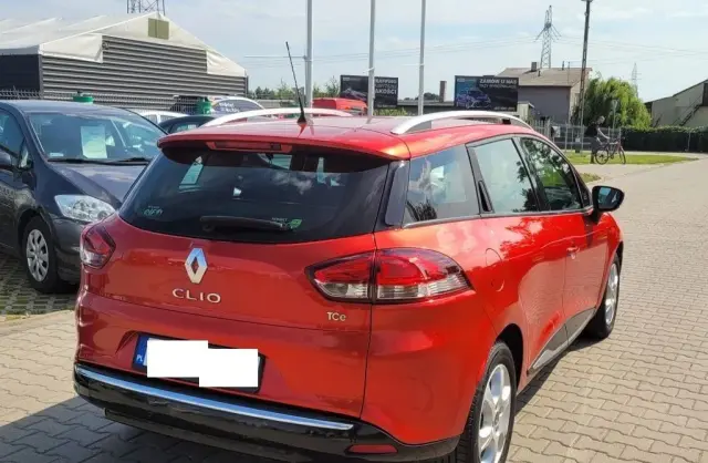 RENAULT Clio 