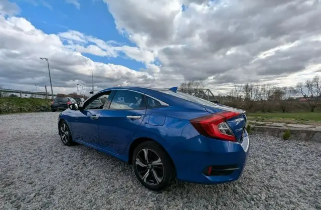 HONDA Civic 