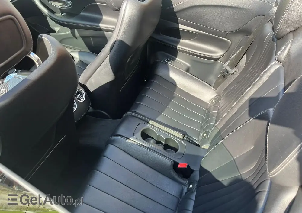 MERCEDES-BENZ Klasa E 200 4Matic 9G-TRONIC AMG Line