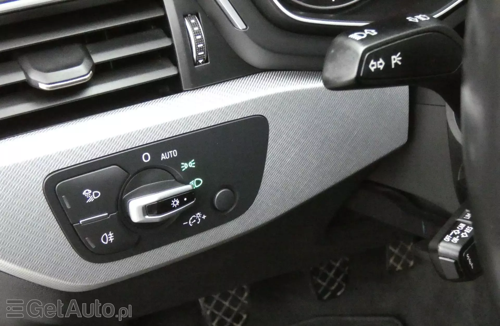 AUDI A4 2.0 TDI (150 KM)