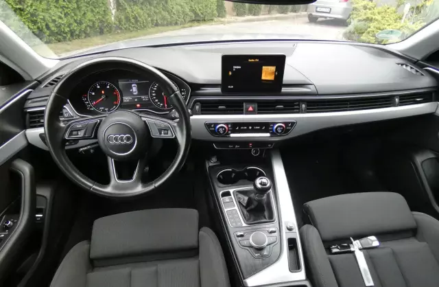 AUDI A4 2.0 TDI (150 KM)