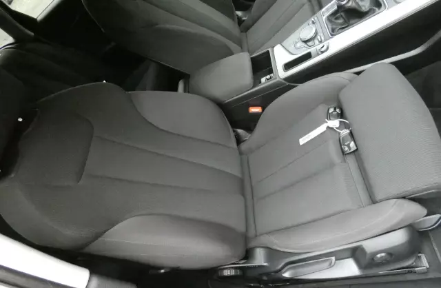 AUDI A4 2.0 TDI (150 KM)