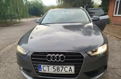AUDI A4 