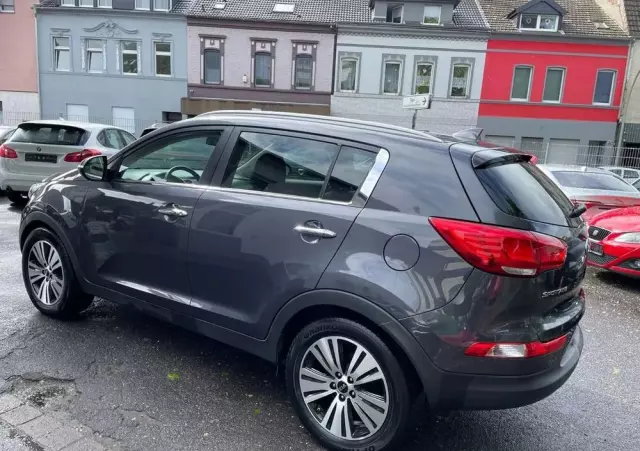 KIA Sportage 2,0 CRDI AWD Spirit
