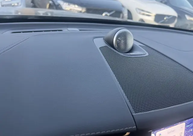 VOLVO XC 60 B5 B AWD Ultra Black Edition