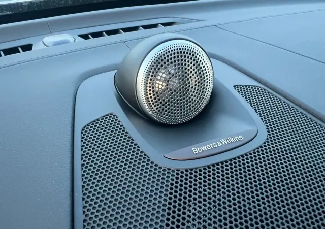 VOLVO XC 60 B5 B AWD Ultra Black Edition