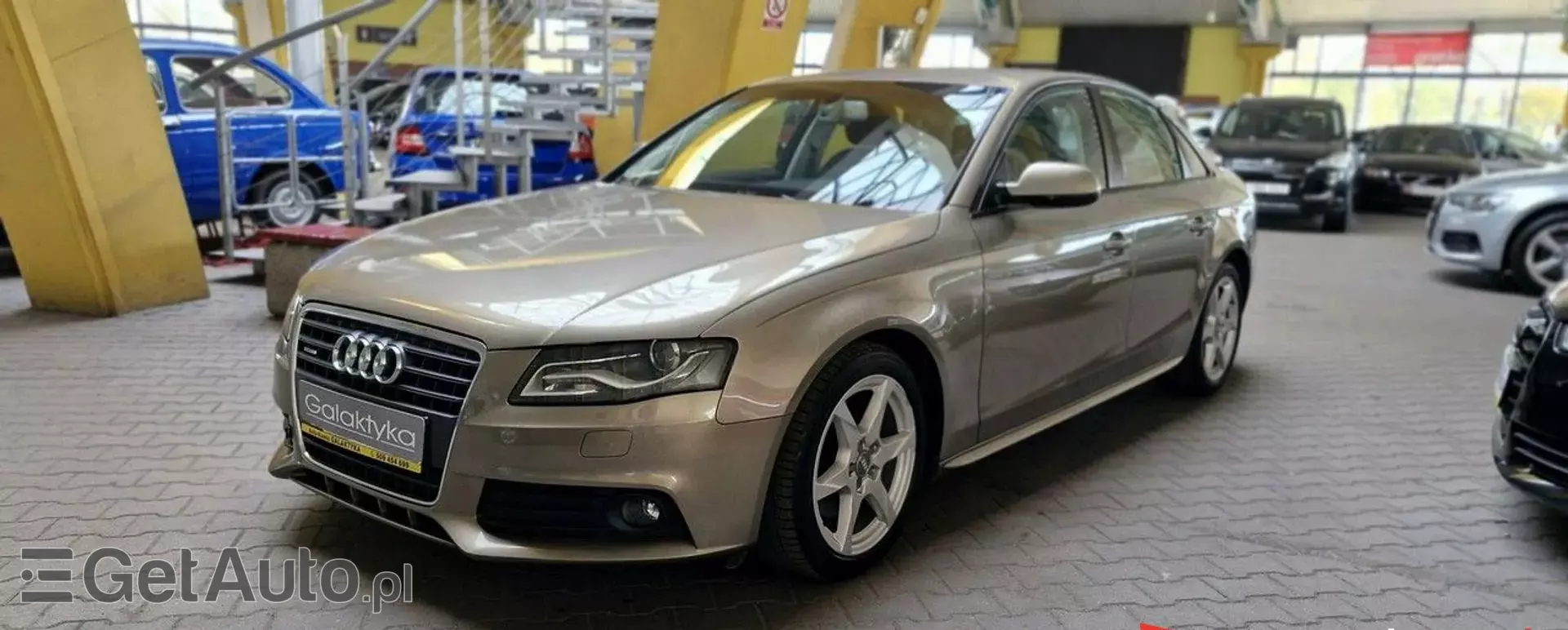 AUDI A4 