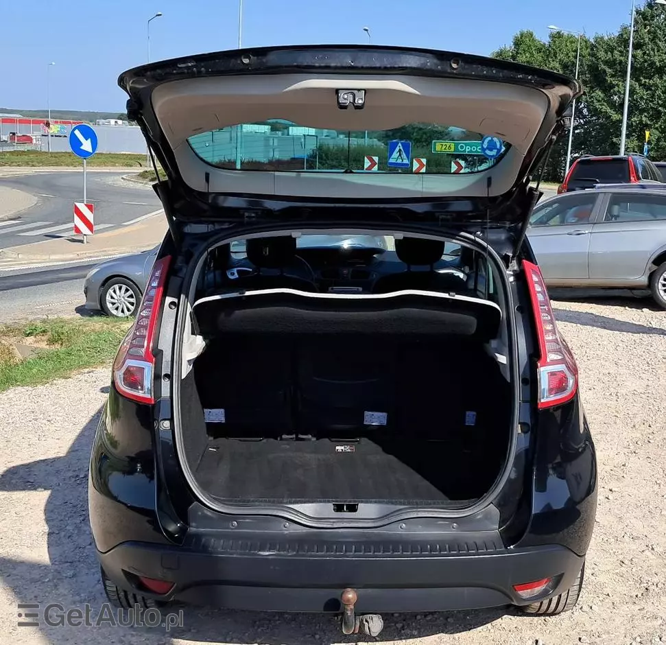 RENAULT Scenic 1.6 16V 110 TomTom Edition