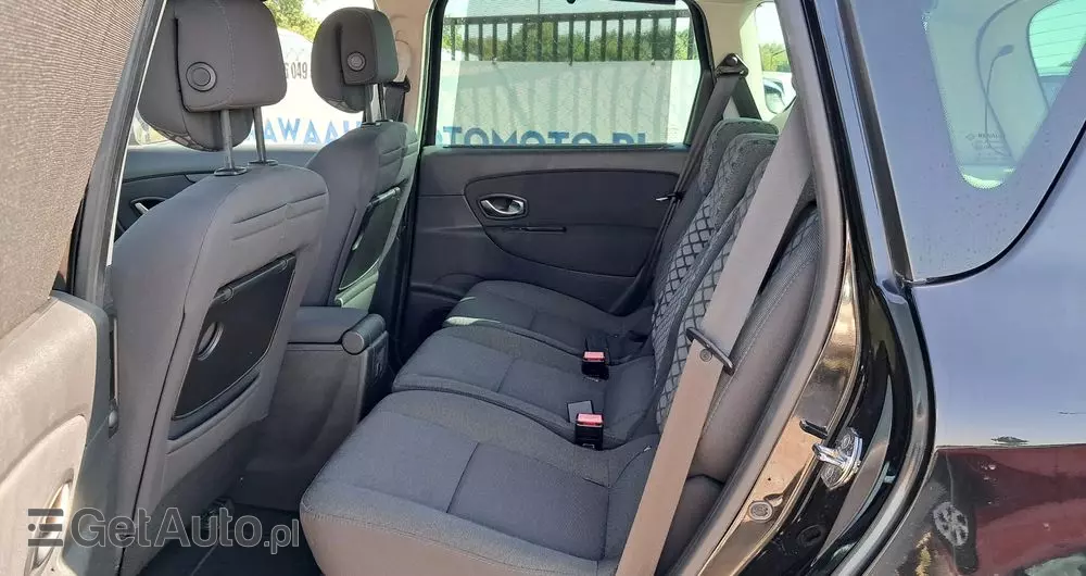 RENAULT Scenic 1.6 16V 110 TomTom Edition