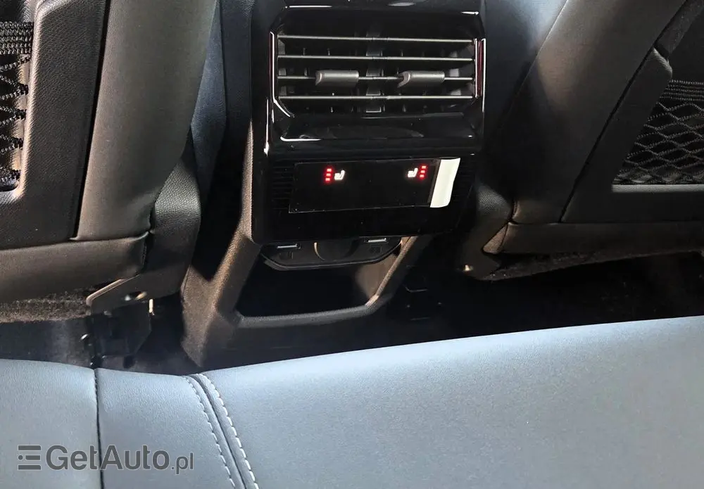 PEUGEOT 3008 1.2 PureTech mHEV GT E-DCS6