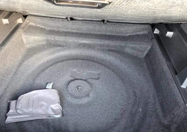 PEUGEOT 3008 1.2 PureTech mHEV GT E-DCS6