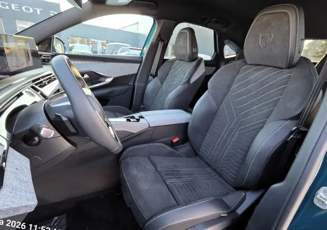 PEUGEOT 3008 1.2 PureTech mHEV GT E-DCS6