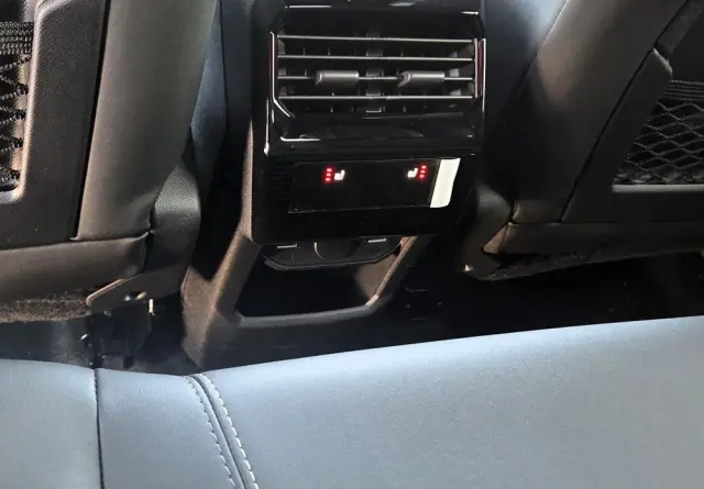 PEUGEOT 3008 1.2 PureTech mHEV GT E-DCS6