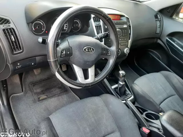KIA Ceed 1.6 CRDi 90 ISG Spirit