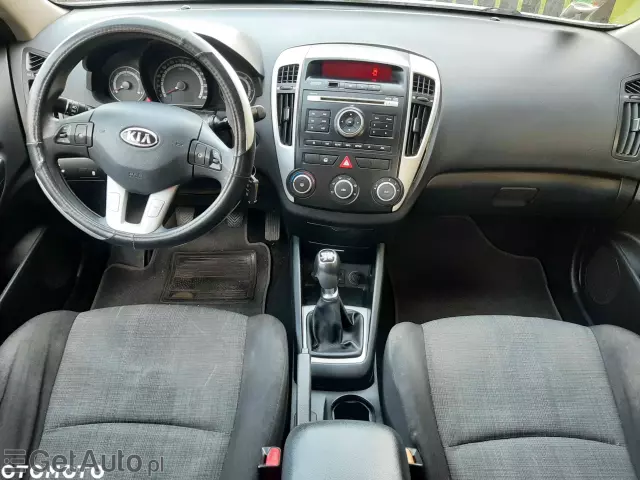KIA Ceed 1.6 CRDi 90 ISG Spirit